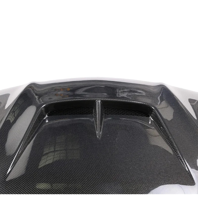 2013-2019 CLA W117 Engine Hood Modified Carbon Fiber with New Condition Includes Screws